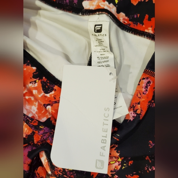 NWT Fabletics Floral Salar Legging Mid Rise Moisture Wicking Workout Size S - Picture 5 of 11